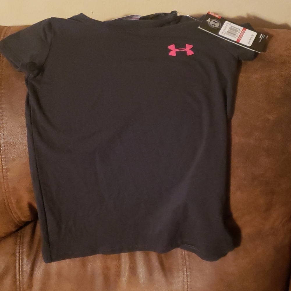 NWT girls under armour shirt